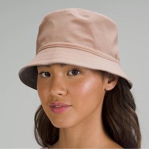 NWT Lululemon Both Ways Bucket Hat, Clay Pink